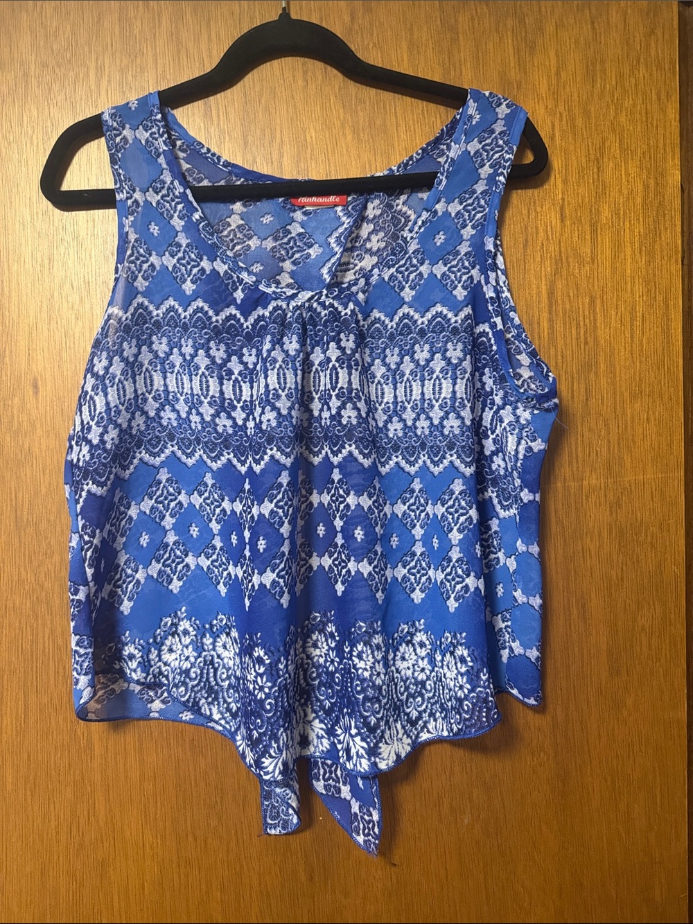 Blue Printed Sleeveless Open back Camisole